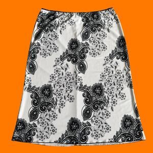 00's vintage black and white paisley y2k skirt LARGE jbx exclusive n.y.